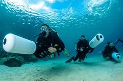 Lanzarote Dive Centre - Canary Islands. Dive scooter.